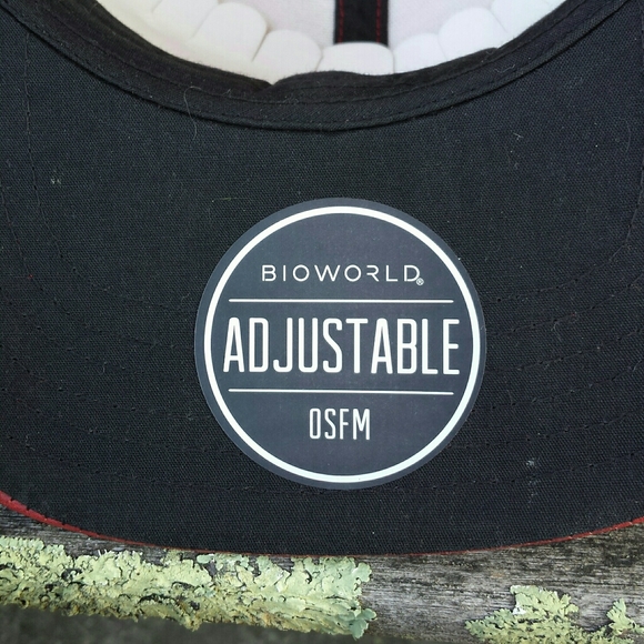 NWT Bioworld Red Faux Leather The Flash Cap Hat OS - Picture 9 of 9